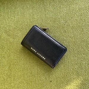 Marc Jacobs Topstitched Compact Zip Wallet - BRAND NEW